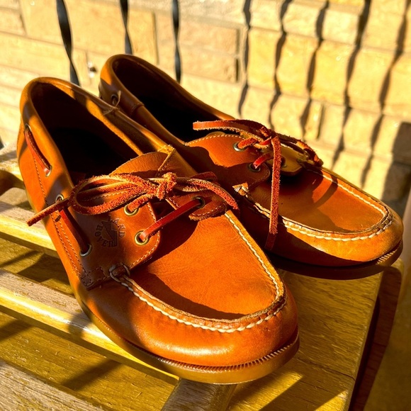 Land Rover 2 Eye Genuine Handsewn Men’s Boat Shoes Size 9 - Picture 1 of 11